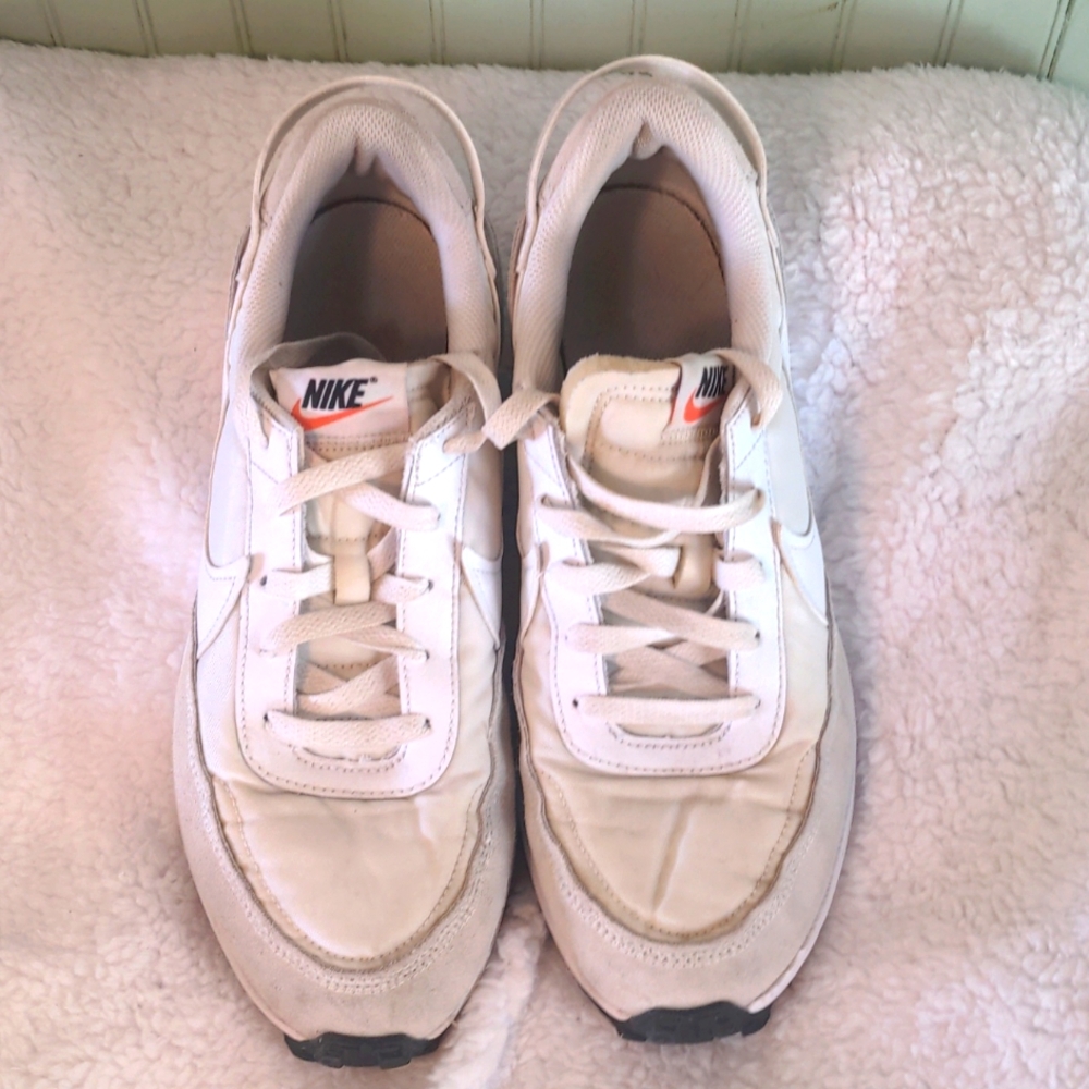 Nike Waffle Debut Women's shoes size 10 White/Black/Orange/White